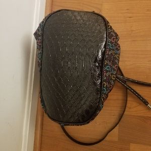 Guess drawstring handbag  NWT extra pictures